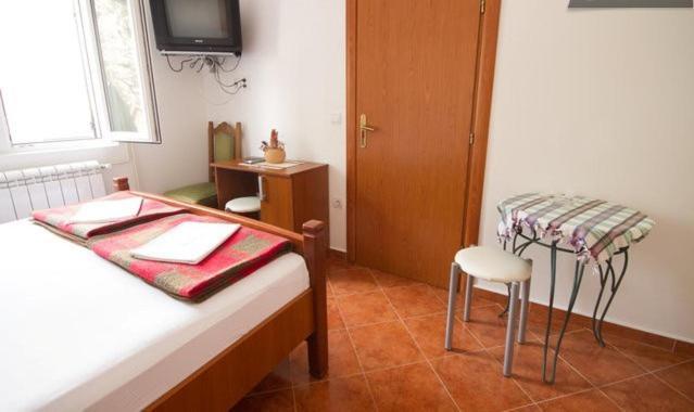 Apartments & Rooms M Petrovac Room photo