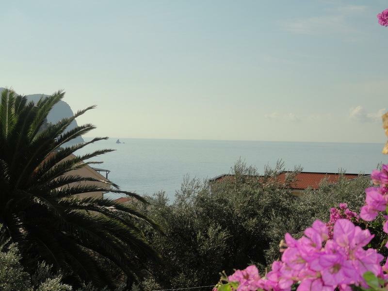 Apartments & Rooms M Petrovac Exterior photo